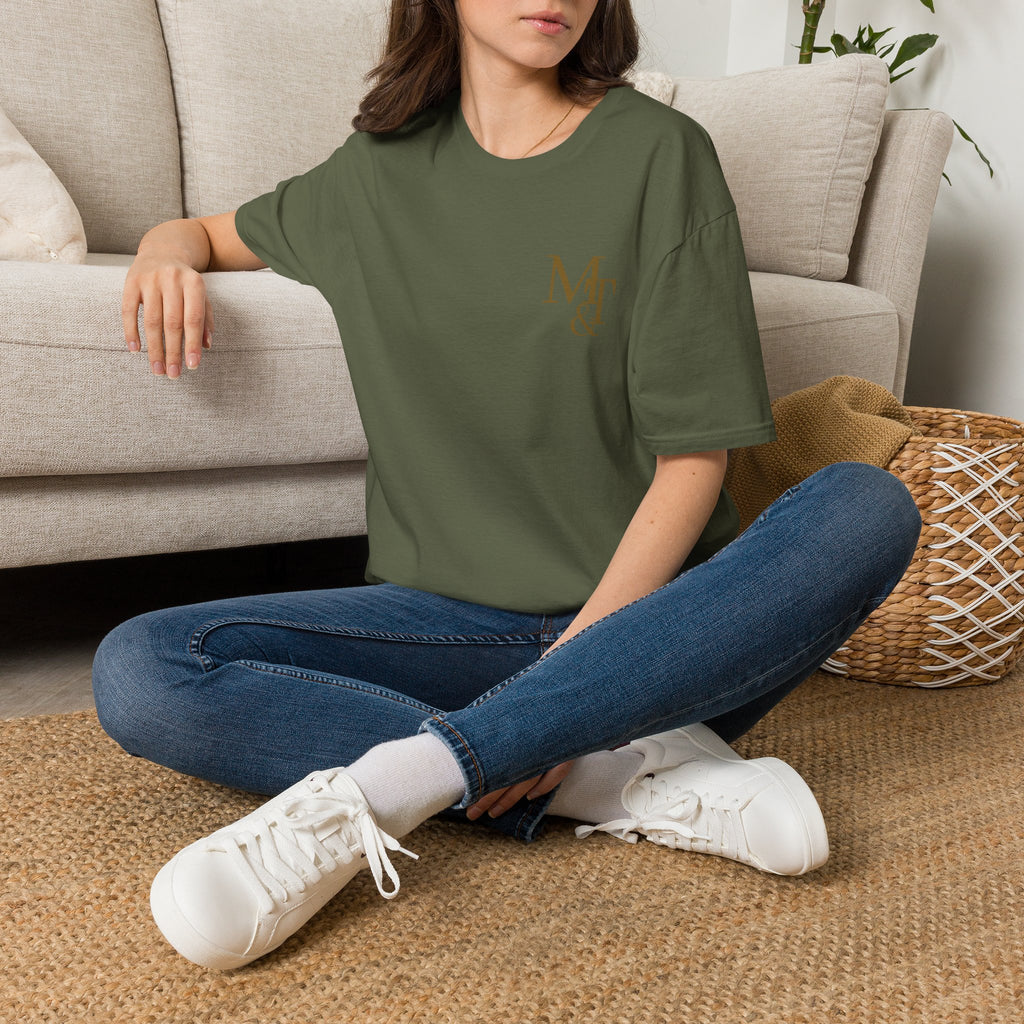 Monogram MT& Stylish Logo T‑Shirt — Minimal Gold Chest Emblem